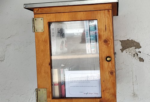 Bücherschrank in Wessiszell